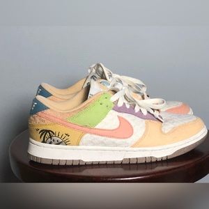 Nike low dunk sun club sneakers.
